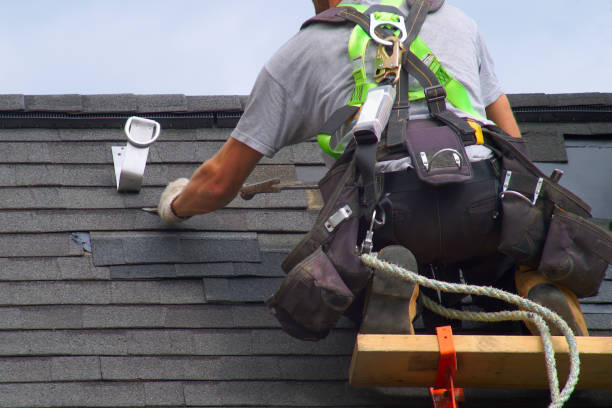 Best Emergency Roof Repair  in Trafalgar, IN